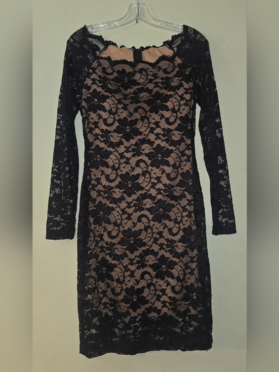 B Darlin Dresses & Skirts - B. Darlin, Black Lace Fitted Cocktail Dress Nude Lining. Size 13/14